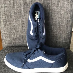 Vans Youth Sneaker - Size 6 Y